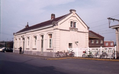 Oostkamp - SNCB K04430-01 (3).jpg